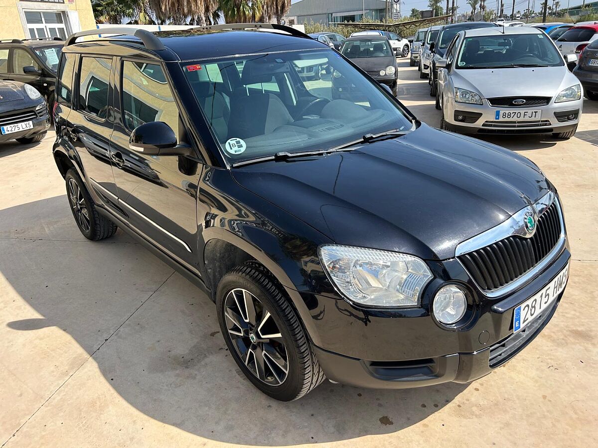 SKODA YETI FRESH 2.0 TDI MANUAL SPANISH LHD IN SPAIN 143000 MILES SUPER 2012